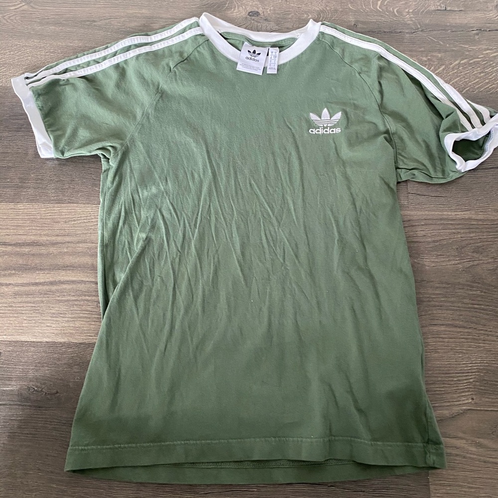 Men’s classic adidas 3 stripe tshirt